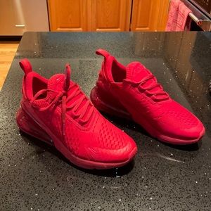 Red Nike Air Max 270 Big Kids Size 5Y